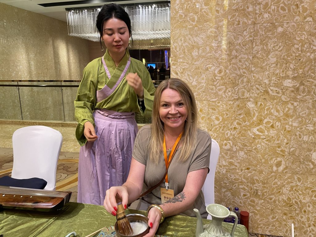 Agents Explore China & Silk Road