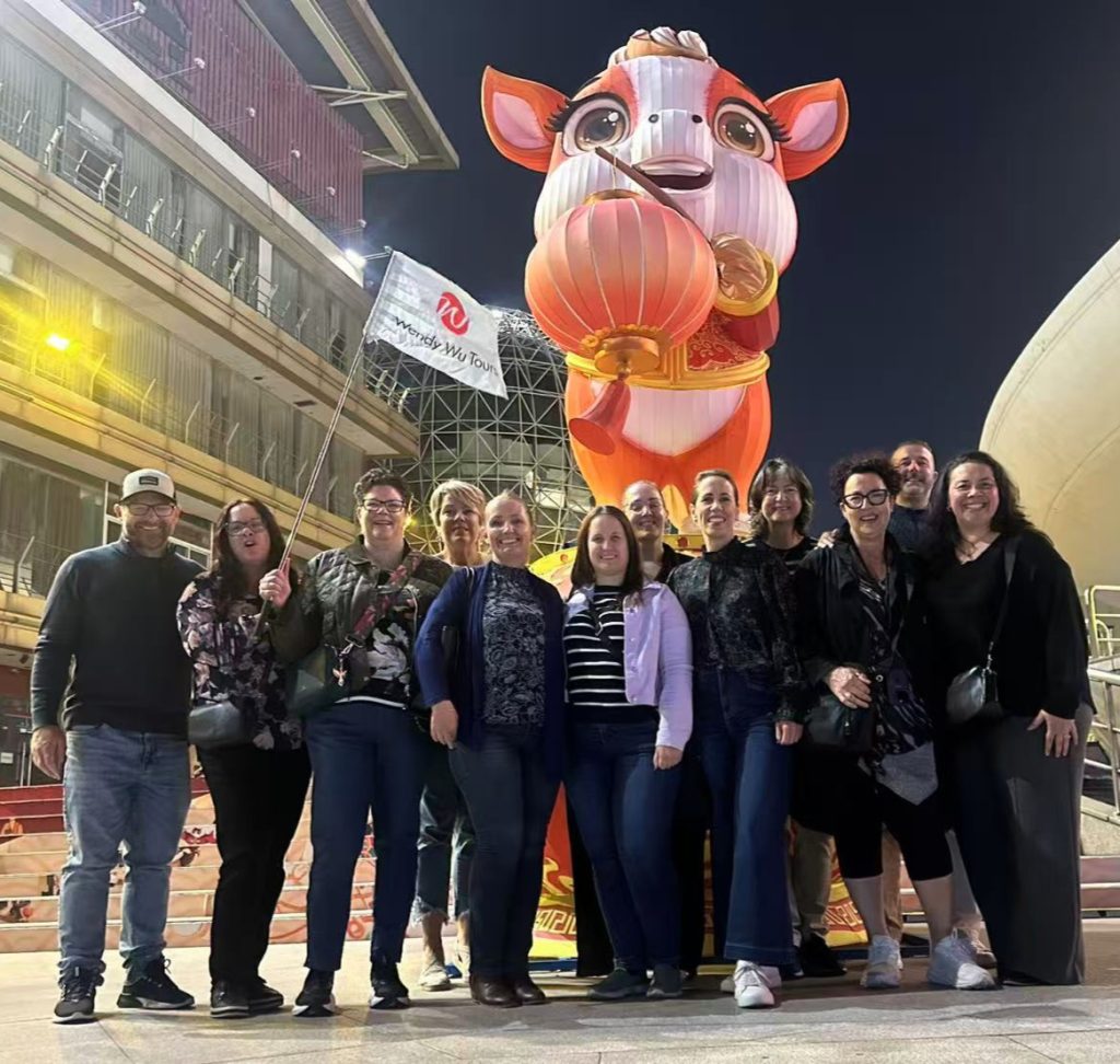 Agents Discover Beijing & Shanghai