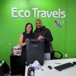 Qantas' Koby Jonas with prize winner Pradeep Medasani from Eco Travel.