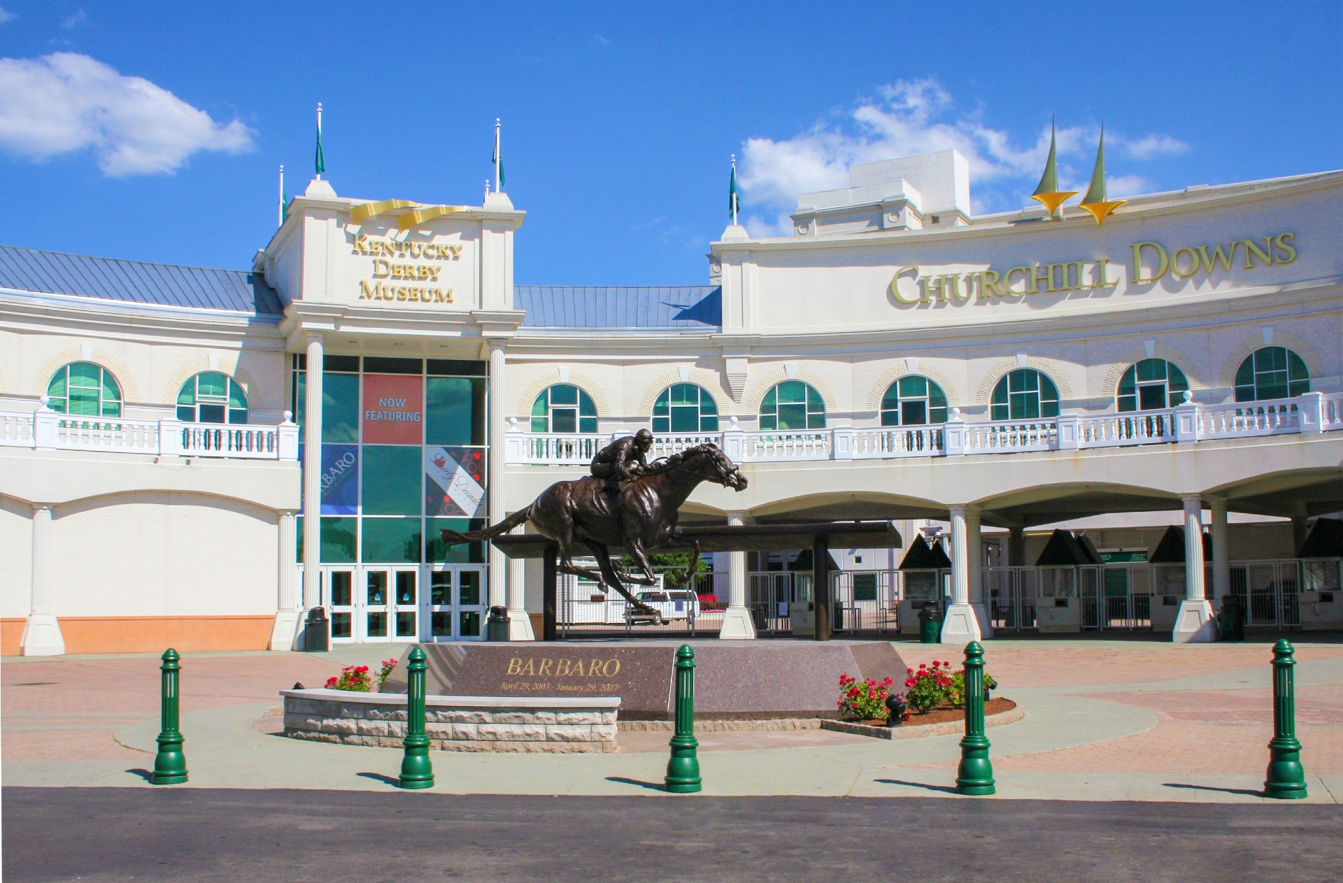 Kentucky Derby Museum and Churchill Downs