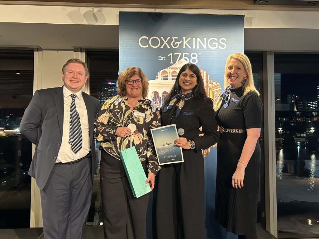 Cherryl Brown from Cruise World won Jacquart champagne and Crystal Grace coffee table book with Cox & Kings’ George Colvin-Slee on (left) and AKTG’s Anoushka Kudav and Susan Haberle (right).