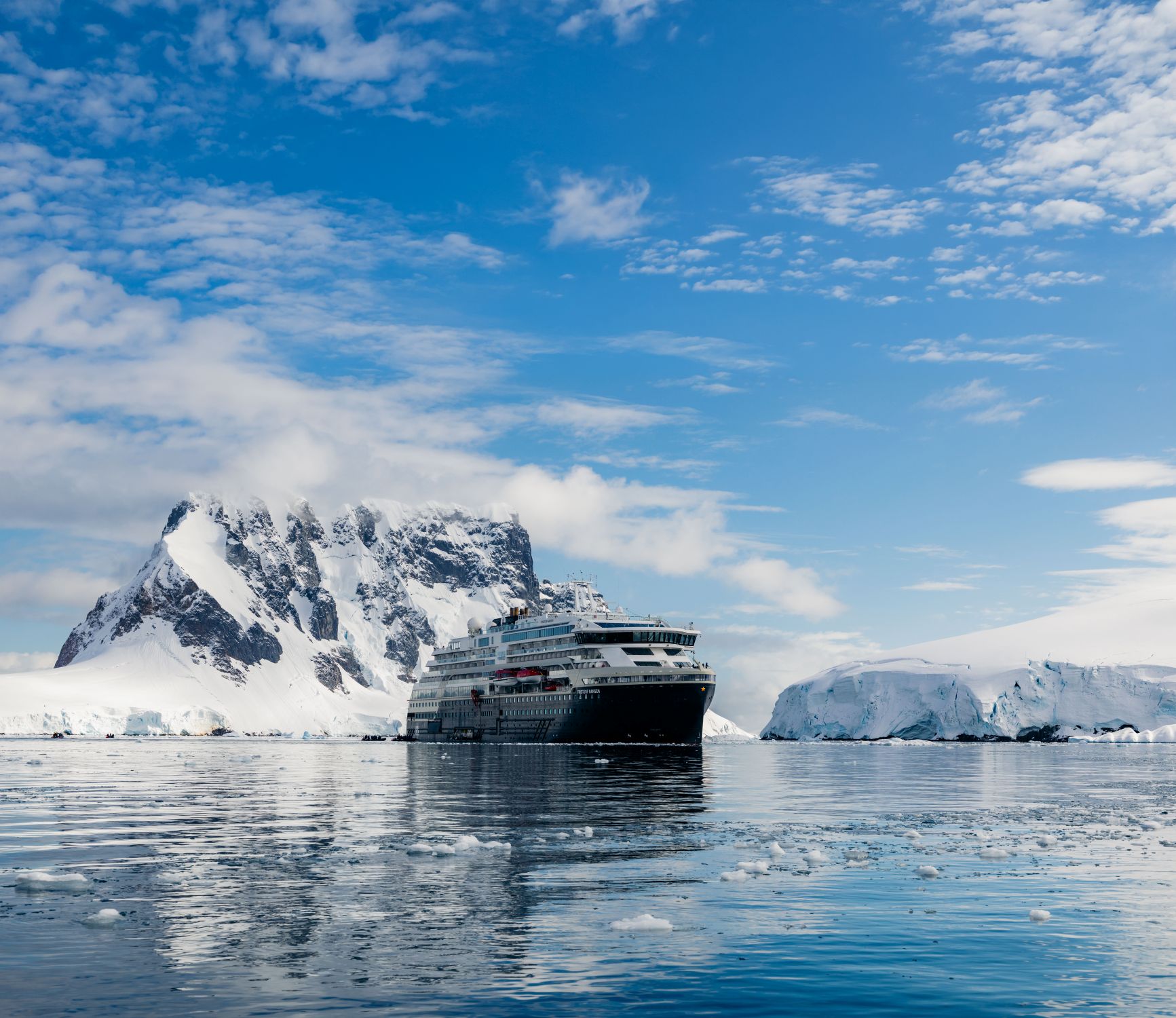 HX Expeditions Antarctica Sep 2026 Photo Credit HX Expeditions