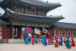 More Families Flock To South Korea