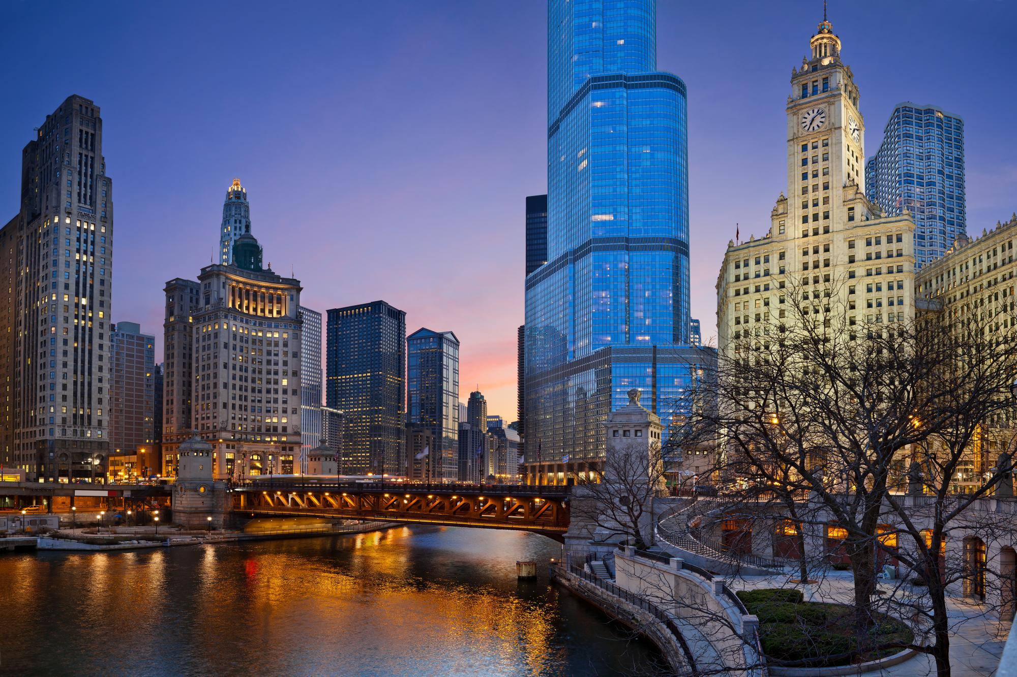 Travel USA Chicago River and Skyline
