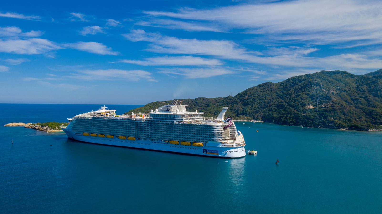 Cruise Ship Photo Credit Fernando Jorge vis Unsplash